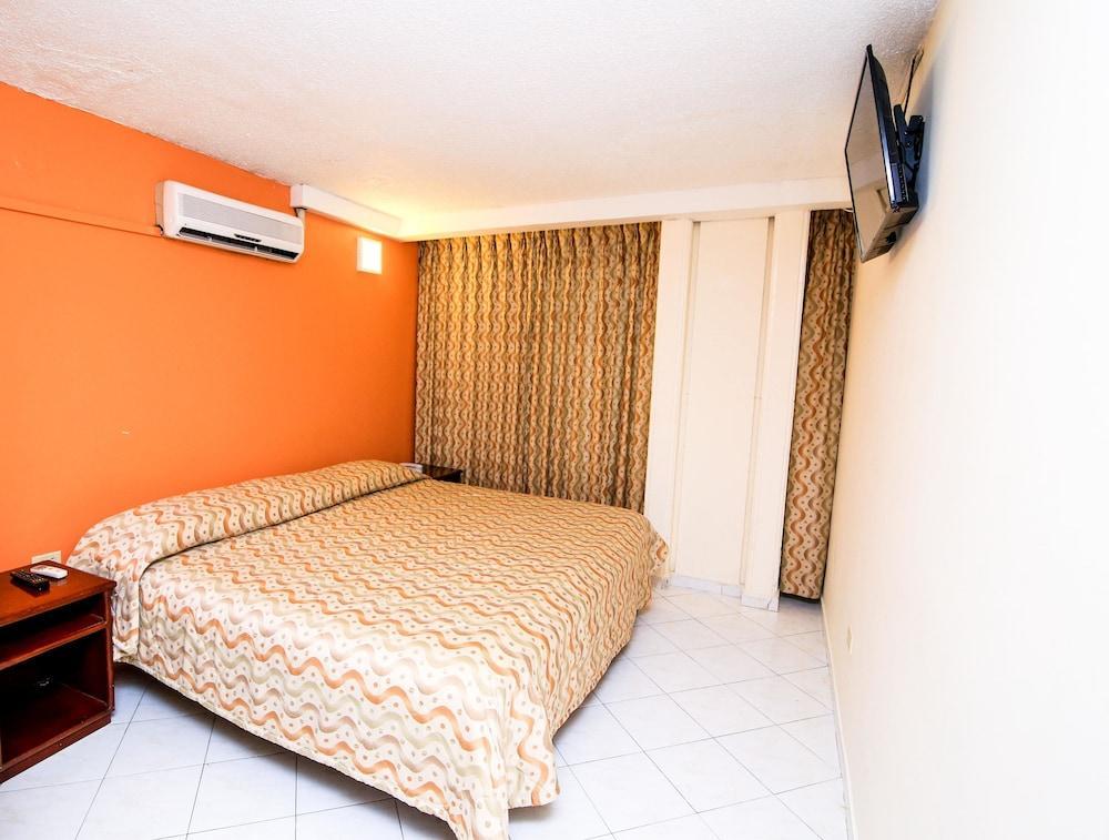 Hotel Portobelo Convention Center San Andres  Exterior photo