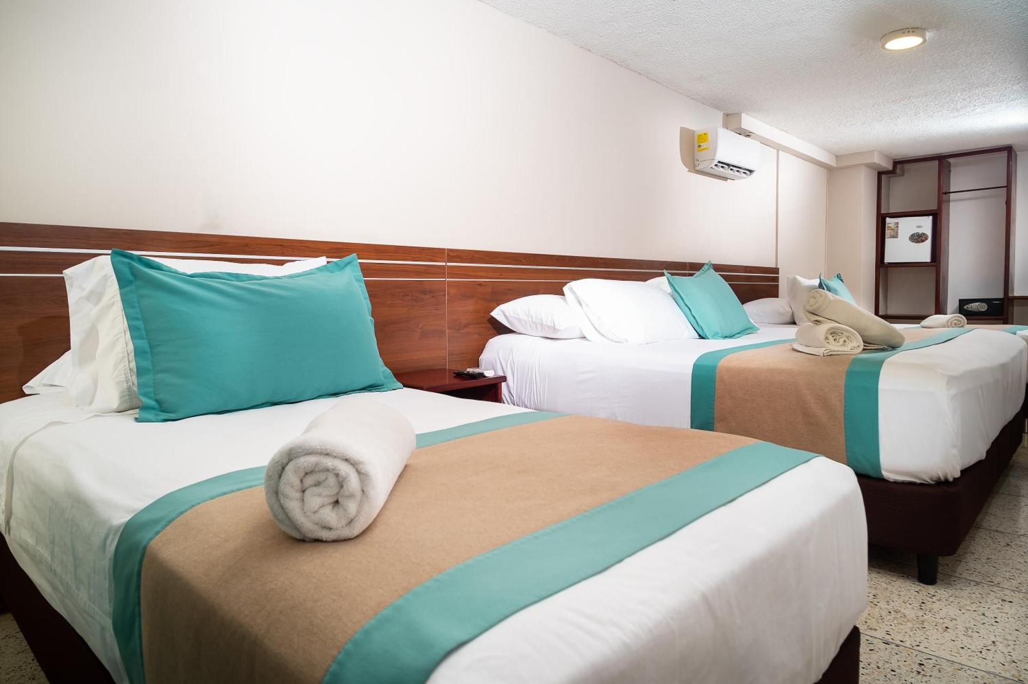 Hotel Portobelo Convention Center San Andres  Exterior photo