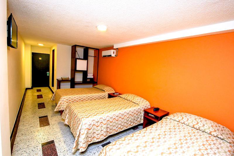 Hotel Portobelo Convention Center San Andres  Exterior photo