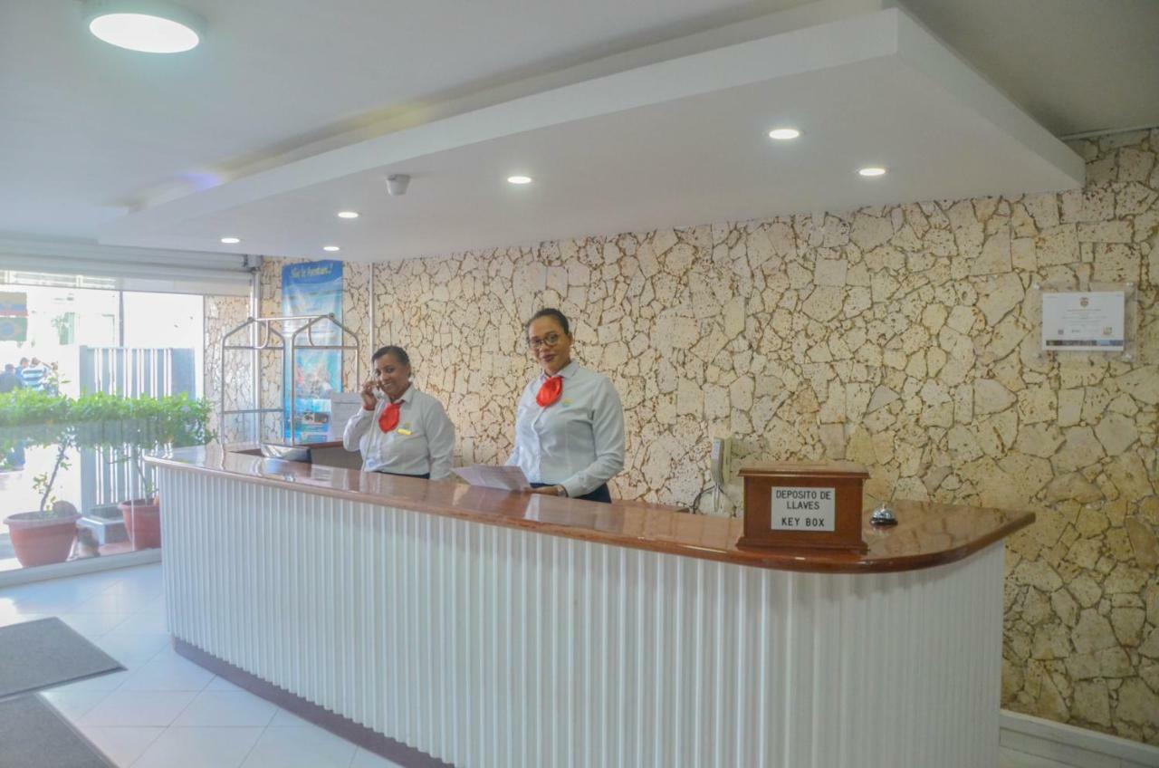 Hotel Portobelo Convention Center San Andres  Exterior photo
